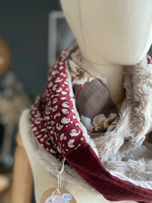 Snood double, leopard et fleurs, beige & bordeaux