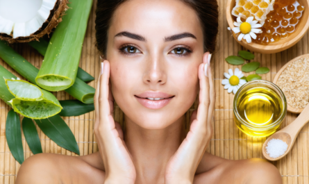 explorez comment les soins naturels peuvent révéler l'éclat de votre peau tout en la maintenant en pleine santé grâce à des méthodes douces et efficaces.